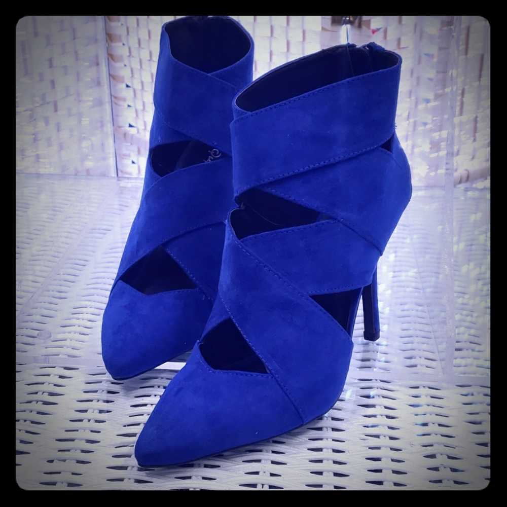 Cobalt Blue Suede Pumps